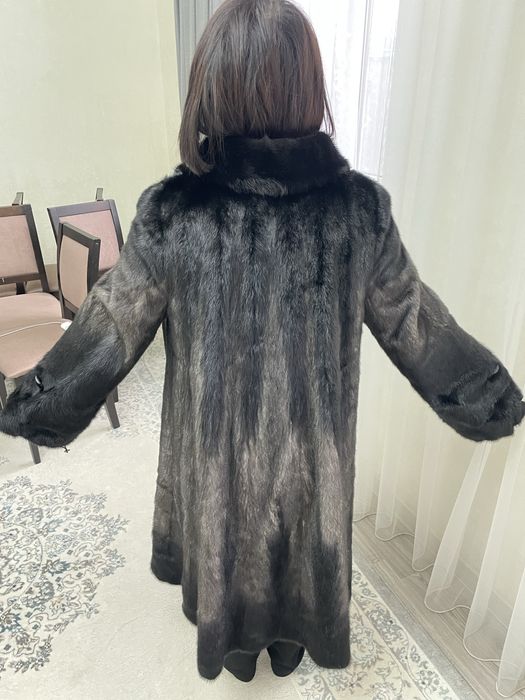 Продам новую шубу