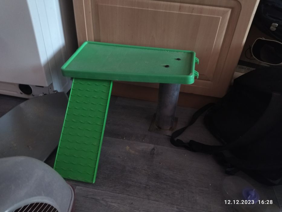 Большая клетка для кроликов