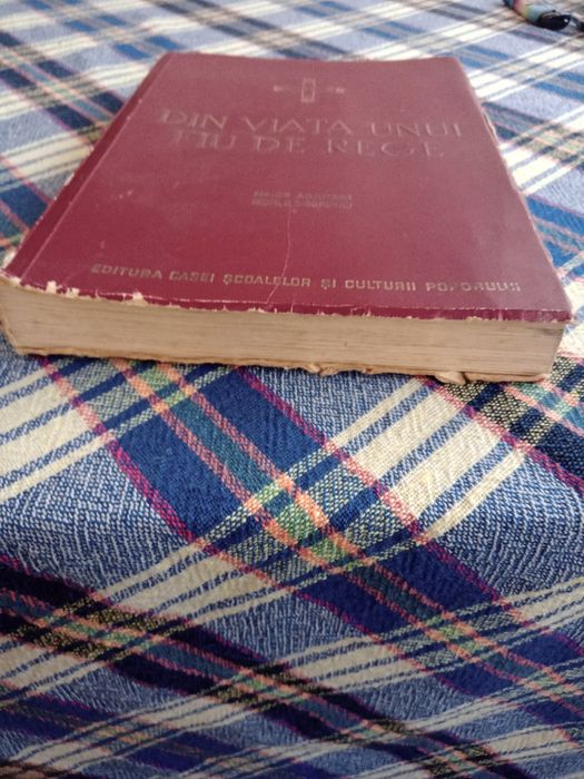Vand carte veche "Din viata unui fiu de" Editie limitata. rege"