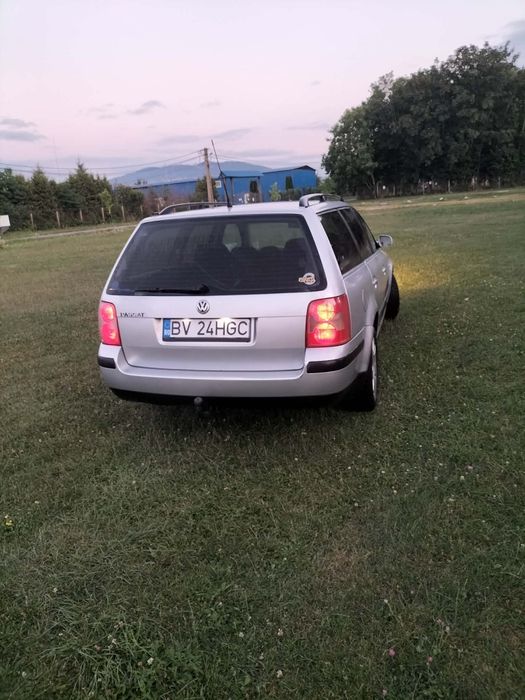 Vând urgent passat b5.5 mașina este perfect funcțională