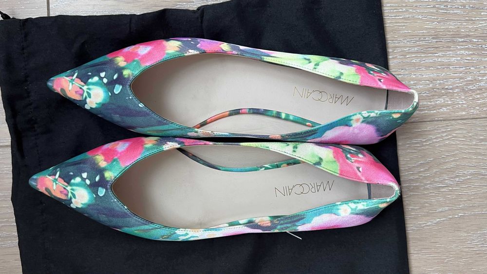 Страхотни обувки тип балеринки Пантофки Marc Cain