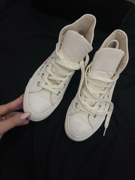 Продаются кеды Converse