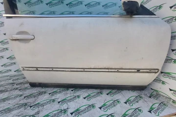 Usa / Portiera fata dreapta Volkswagen VW Passat 2002