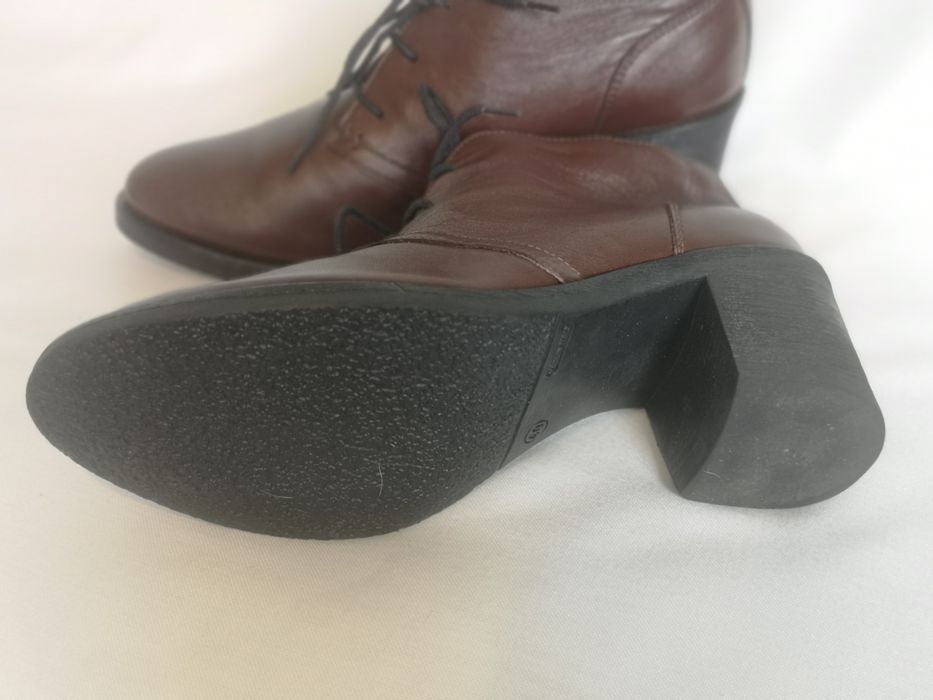 Боти естествена кожа, номер 40