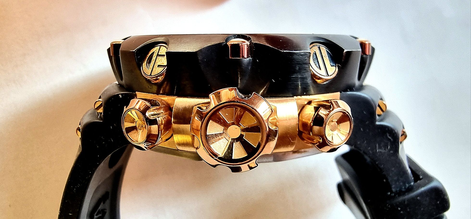 Invicta Venom Reserve 1525 Swiss Made Olx