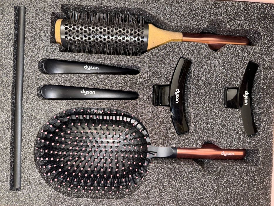 Набор расчесок DYSON