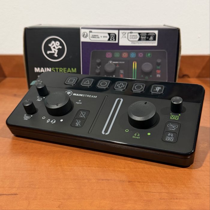 Mackie MainStream | Interfață Audio Video Completă | Streaming Live și Captură Video cu Butoane de Control Programabile