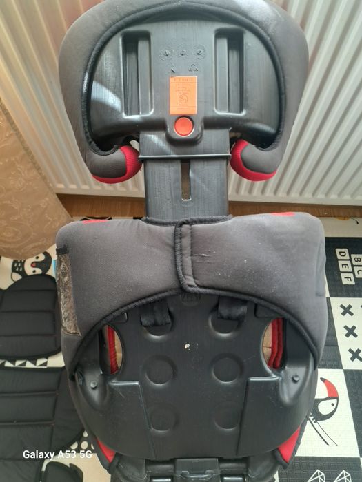 Scaun auto 2 in 1