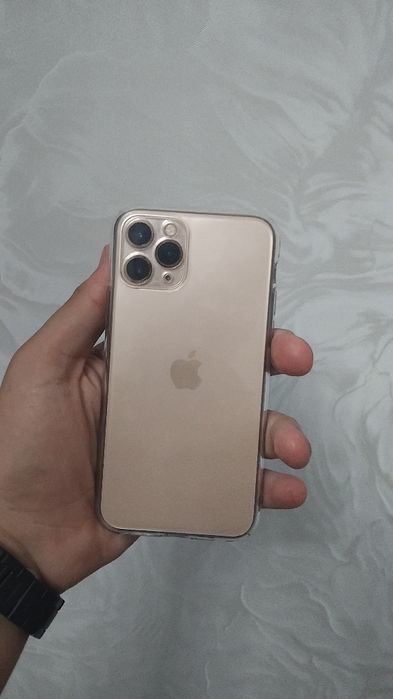 Iphone 11 pro  gold