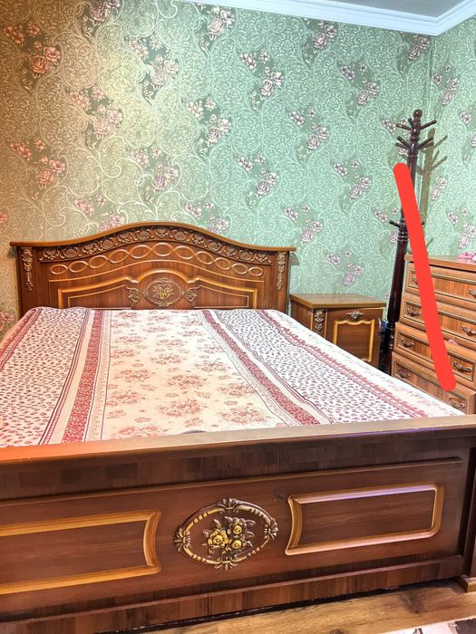 Спальный гарнитур