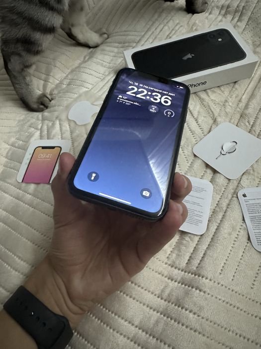 Продам Apple iphone 11