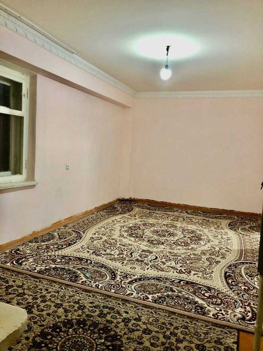 Qora qamishda 2 xonali dom srochna sotiladi