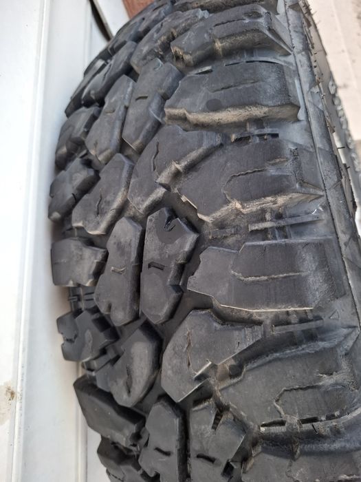 Гуми с джанти 215/75  R15
