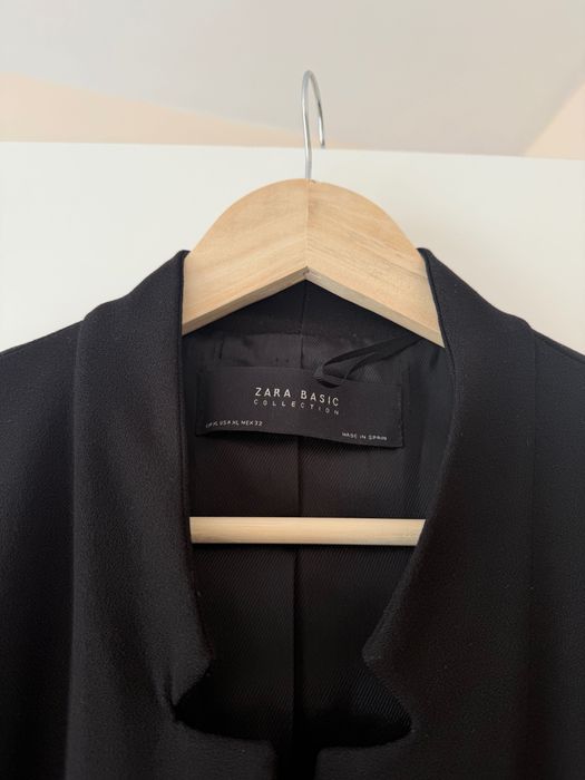 Сако на Zara Basic collection