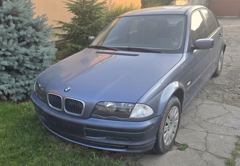 Vând BMW Seria 3
