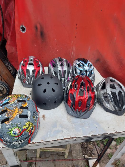 Vand casti de bliciclete