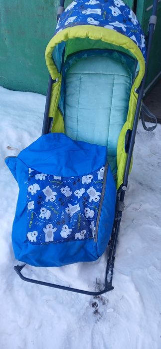 Санки детские с колёсиками