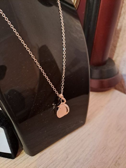 Новый комплект качественной бижутерии цепочка+кулон+сережки