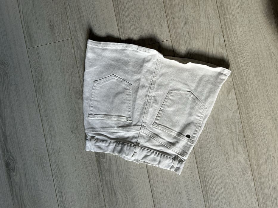 Fusta alba jeans pull& bear