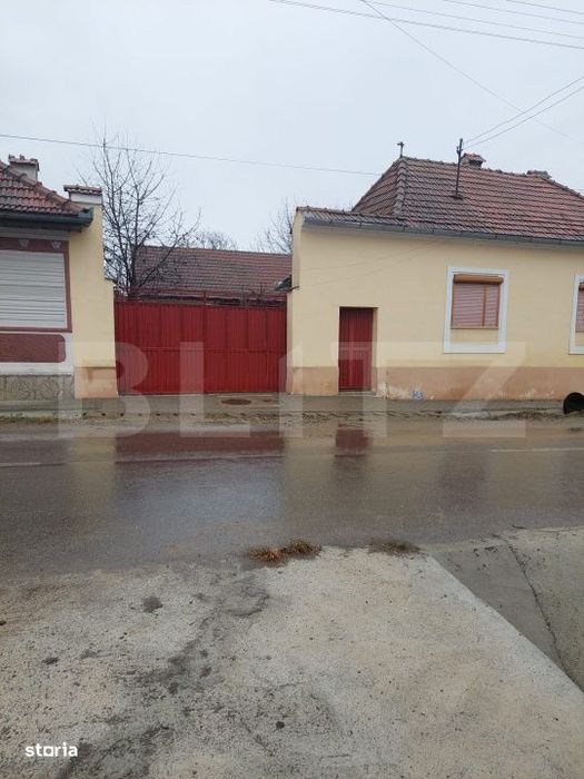 Casa de vanzare, 3 camere, teren 570 m, Harseni-Fagaras