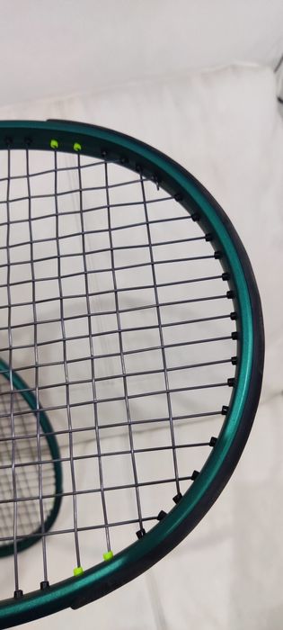 Wilson Blade v.9, gr.3 - 2бр. нова и научена :)