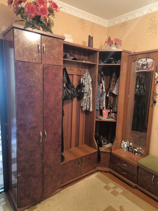 Мебельлер Стенка сатылады  таза келсимлы