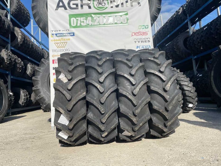 Anvelope noi 13.6-24 cu 8 pliuri pentru tractor fata marca CEAT