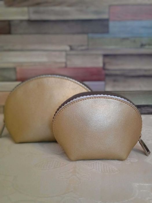 Луксозни козметични несесери Furla Camelia