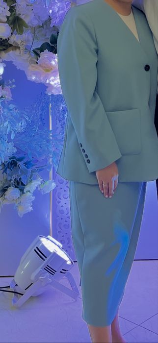 Пиджак с юбкой от Teezar