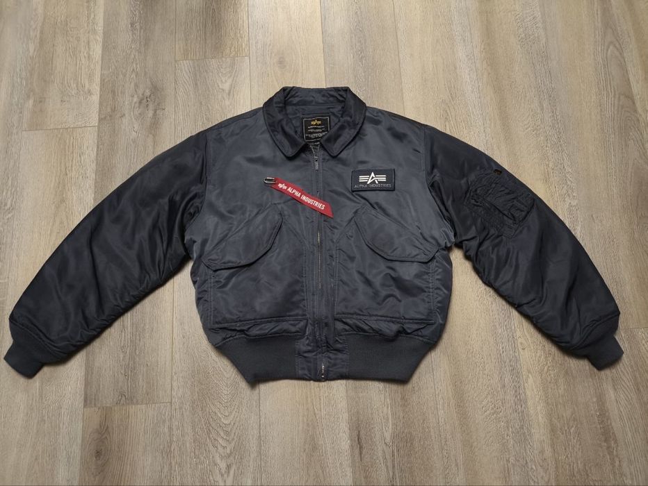 Продам бомбер Alpha industries CWU45