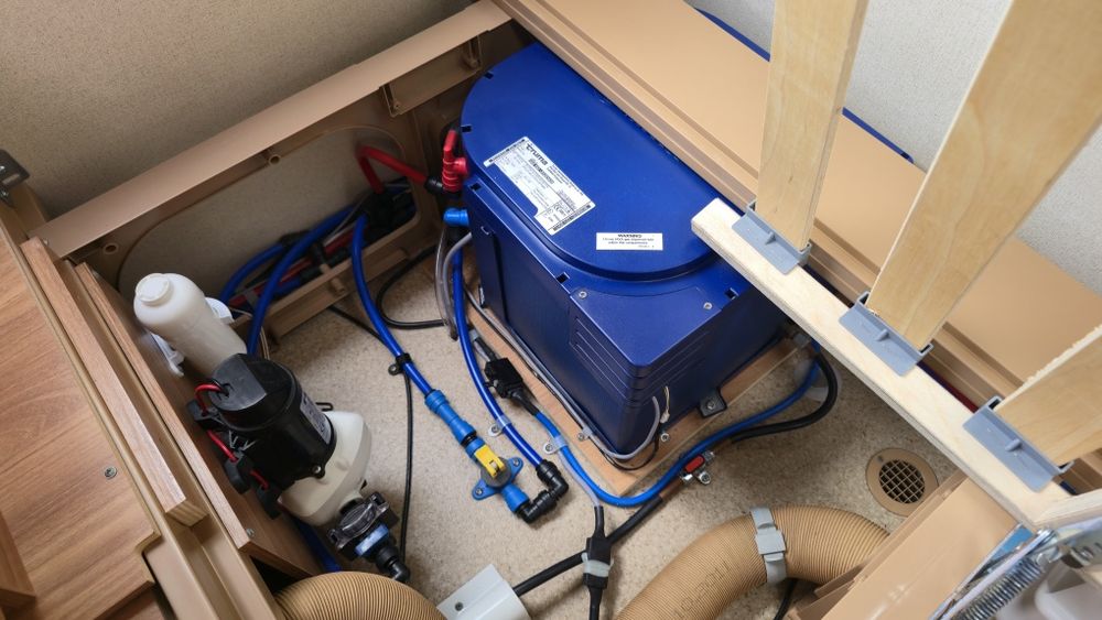 Rulota 2012 (2zone) 1268kg, Foarte ușoară! Swift Sprite, Off Camping