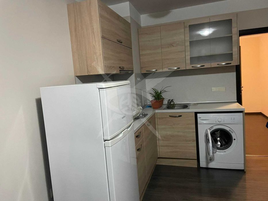 Двустаен - Славейков