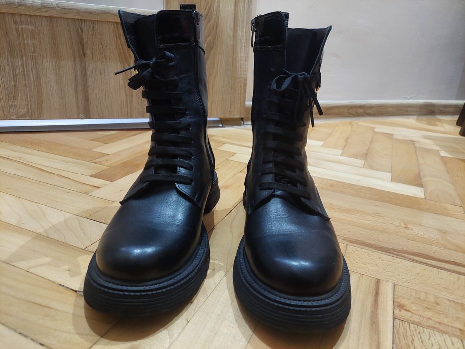 Дамски зимни боти от естествена кожа