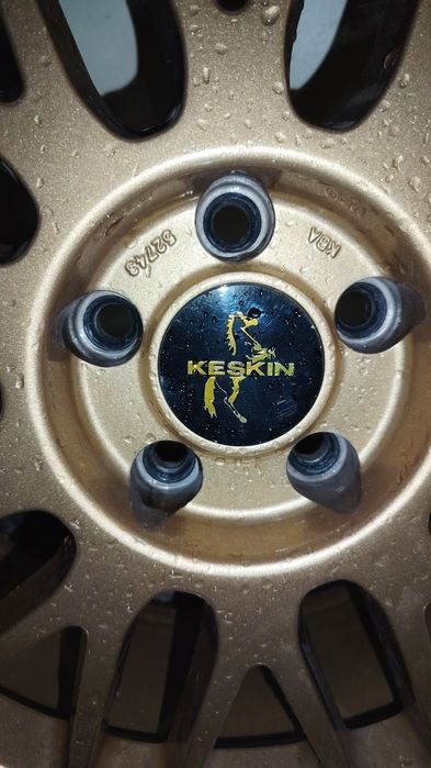 Джанти с гуми 19 Цола 5х108