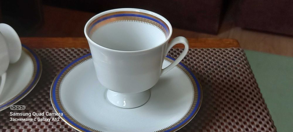 Сет за кафе и сладки+кутия за подправки