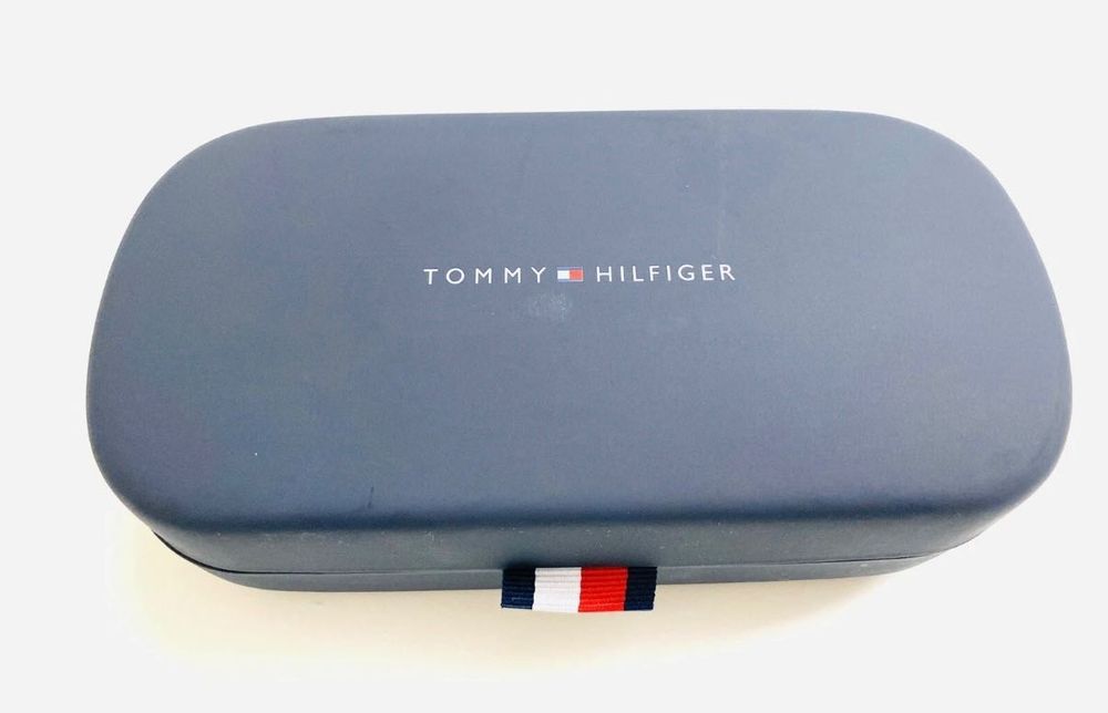 Оригинални Слънчеви Очила Tommy Hilfiger TH1711/S + Калъф