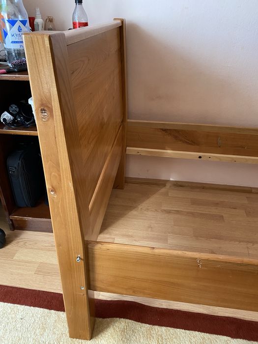 Vand pat pentru dormitor