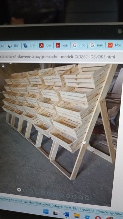 Стелажи,  шкафове,  етажерки