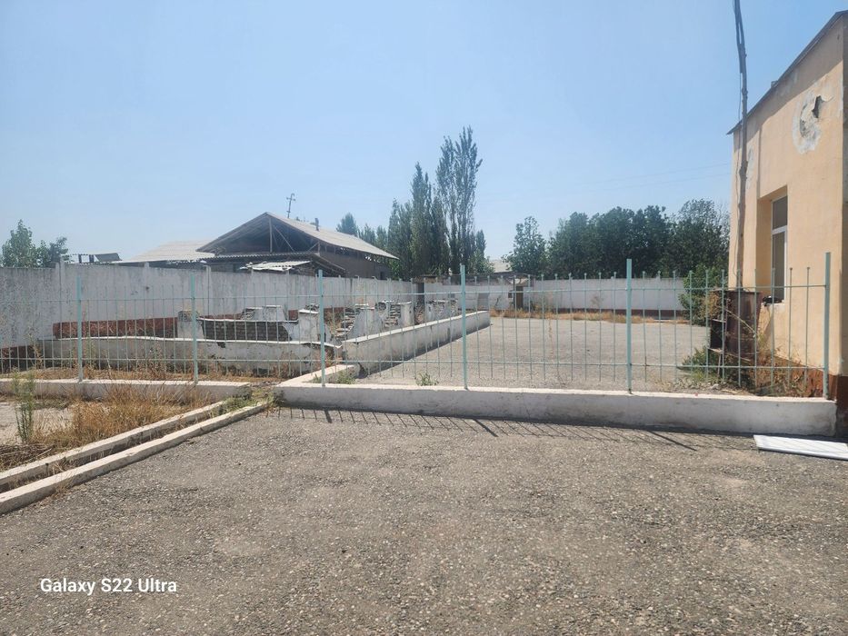 Noturar yer uchastkasi sotiladi