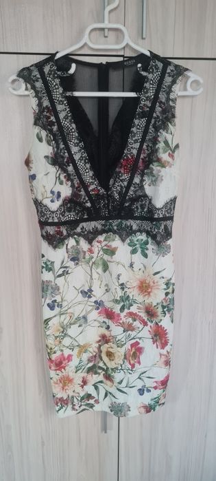 GUESS Los Angeles ,нежна дамска рокля ,размер S