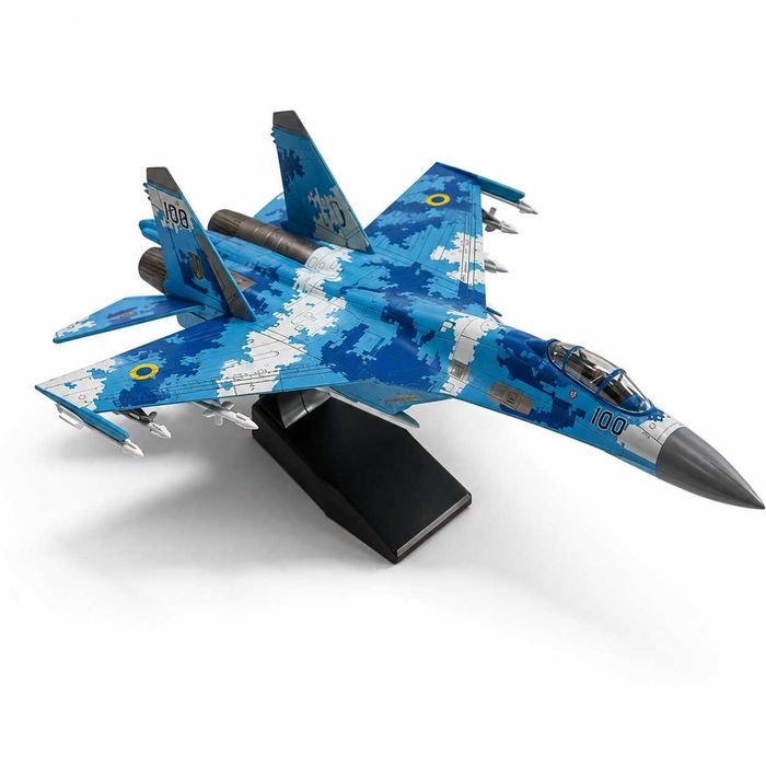 Macheta Avion Su-27 / F-15 scara 1:72 30cm/26cm