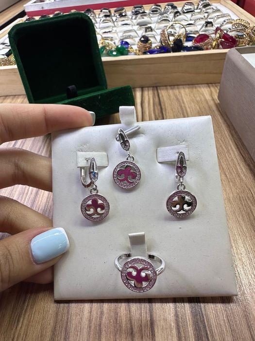 Серебряные украшения