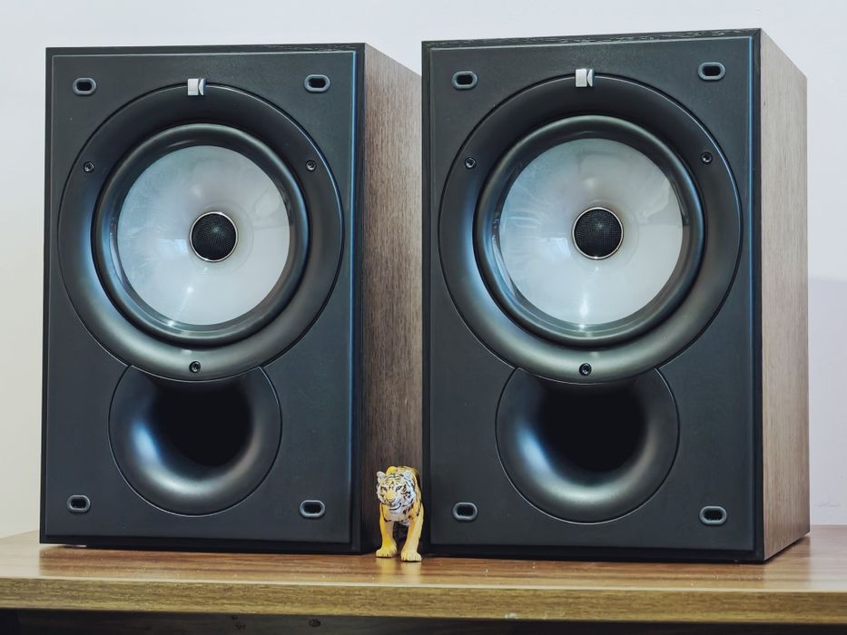 Kef Uni-Q15. Boxe rare, audiofile. Sunet de vis. Ca noi. Preț fix !