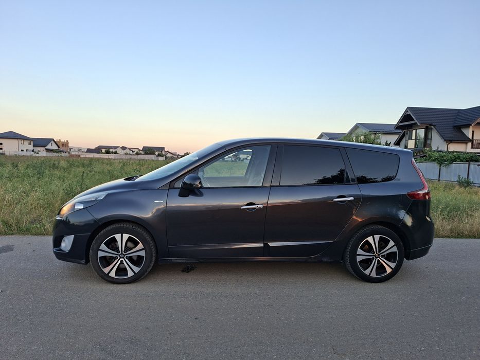 RENAULT Grand Scenic 2011 — imagine 4