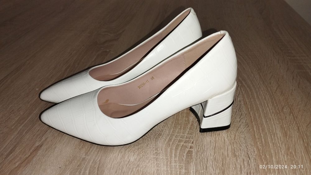 Tufli orginali sifati zoʻr