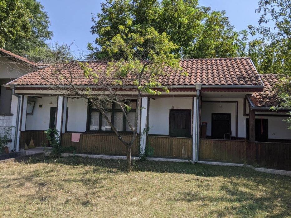 Продава се Къща в с. Каменово, Област Разград - 300 кв.м за 334 €/кв.м - Снимка #3