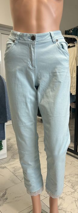 Дрехи втора употреба