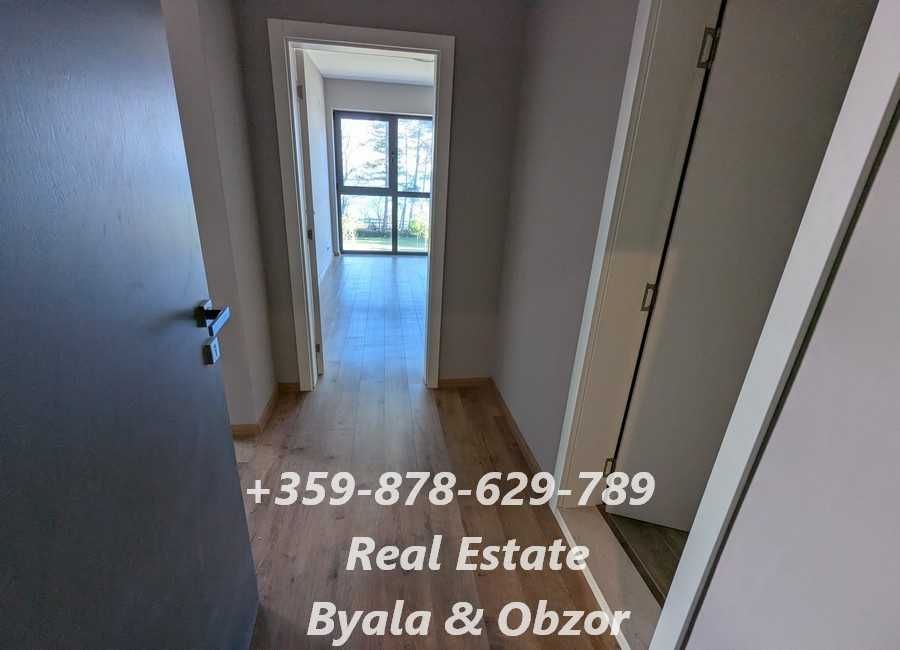 Продава се Тристаен апартамент в Обзор - 95 кв.м за 872 €/кв.м - Снимка #7