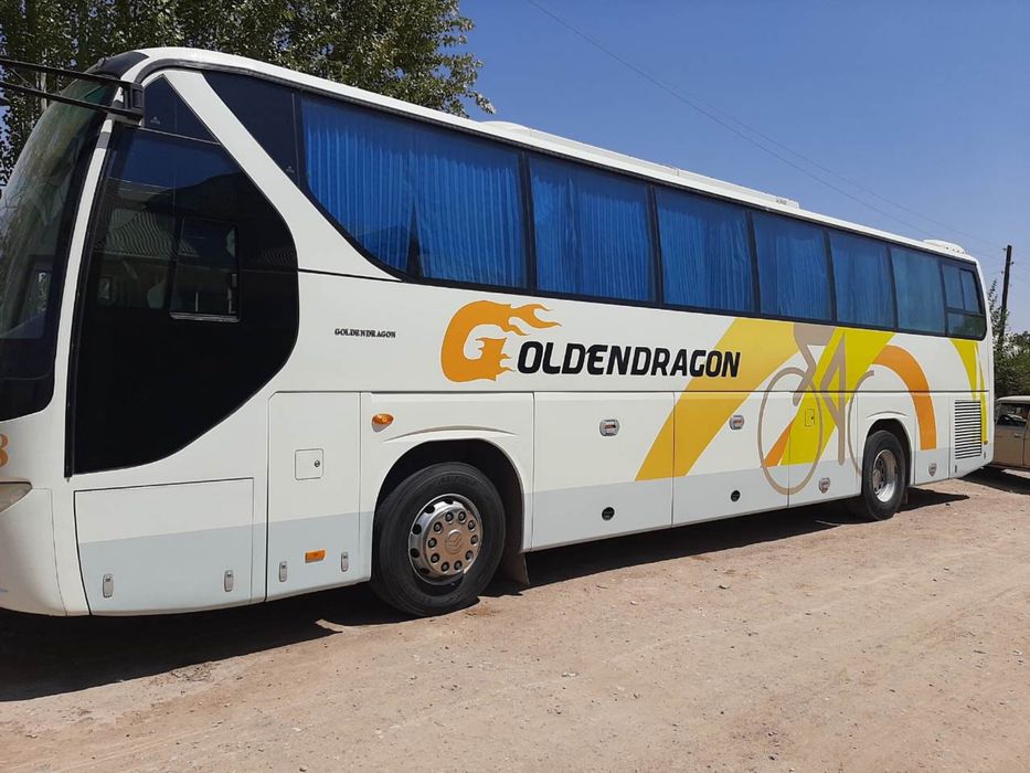 Avtobus Golden Dragon