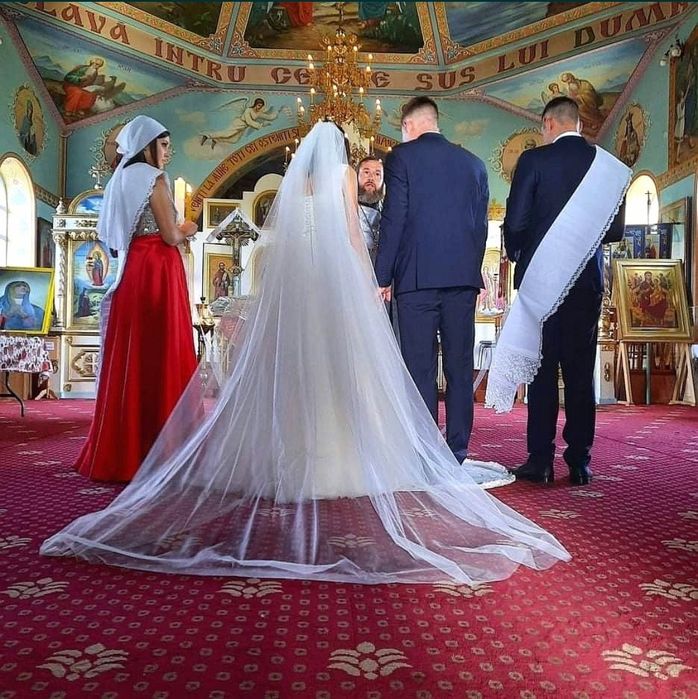 Voal de mireasă personalizat